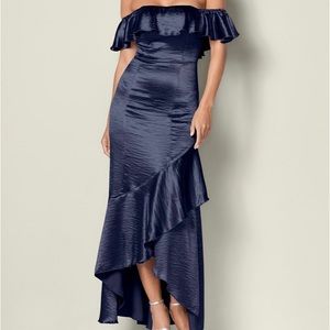 NWT- off shoulder dress